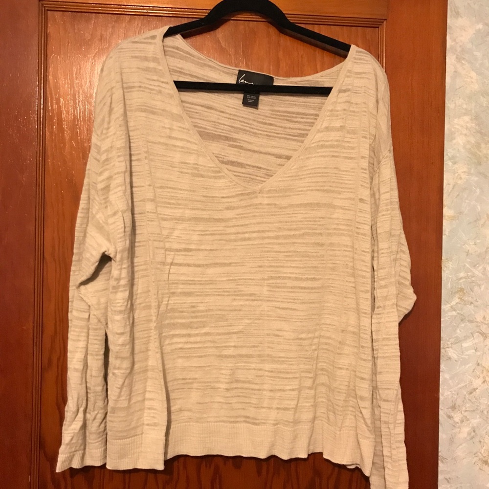 Lane Bryant very light weight sweater